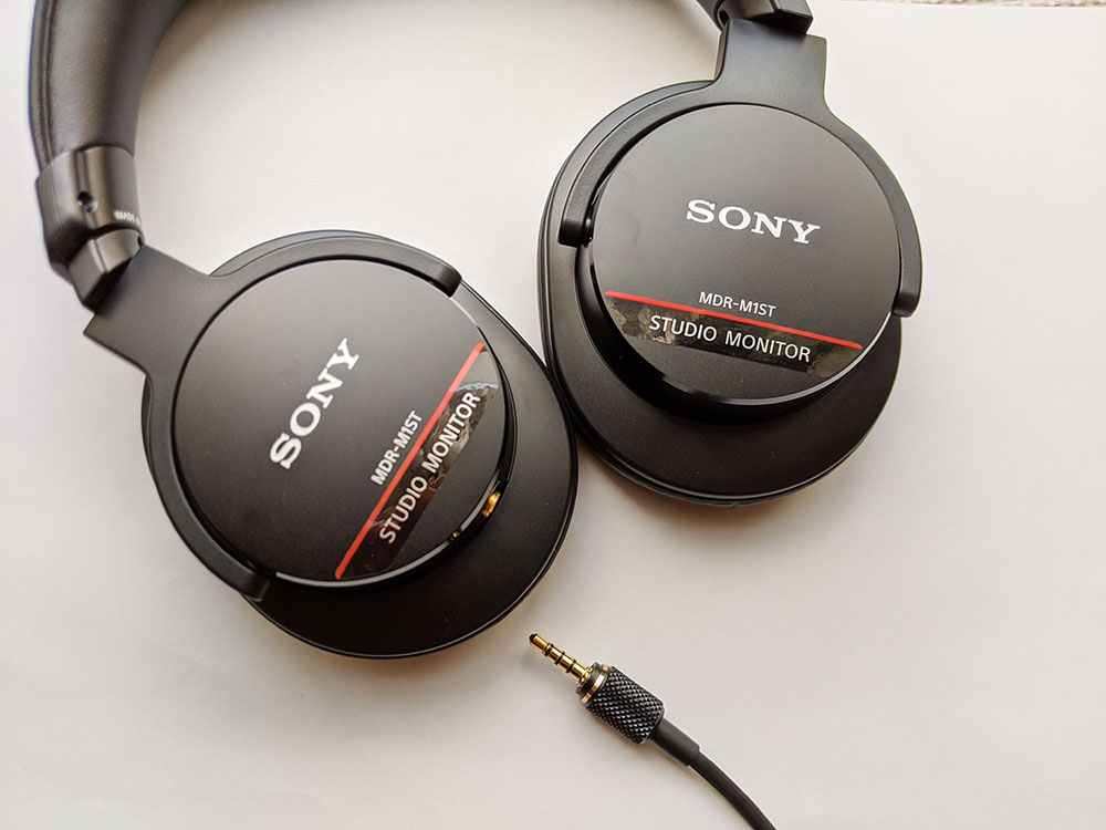 SONY MDR-M1ST スタジオ向けヘッドホン-